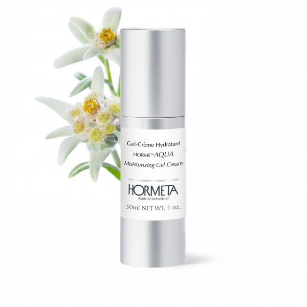 Texture of HormeAQUA Gel-Cream – fresh, lightweight hydration for dehydrated skin