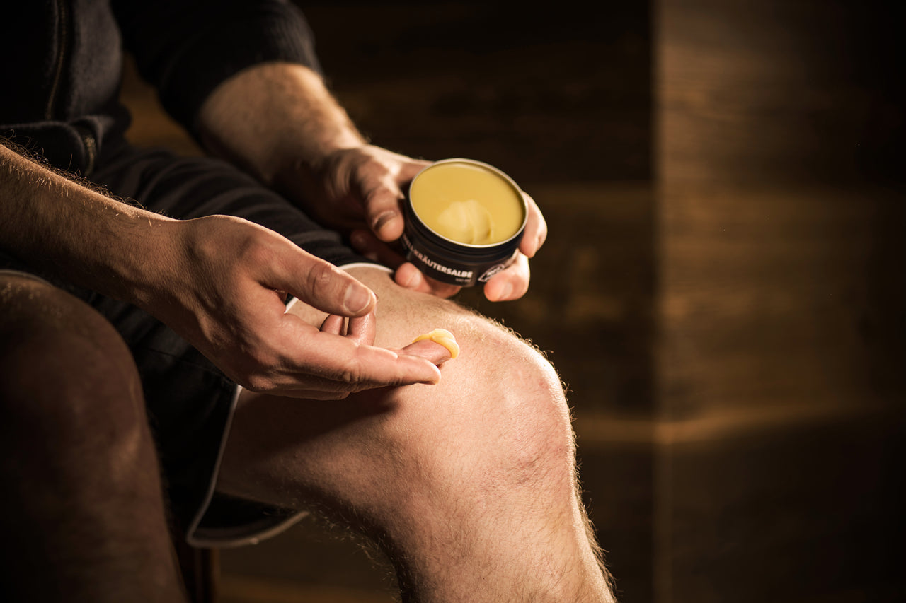 Swiss packaging of Puralpina Marmot Herbal Cream Warming (100 ml) – natural muscle care