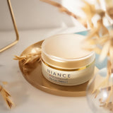 Key ingredients in NIANCE Day Care PERFECT — saccharide isomerate, peptides, Swiss Glacier Complex