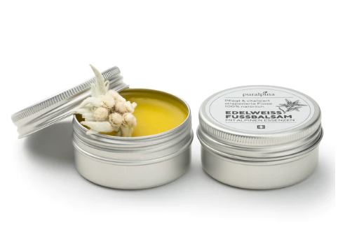 Alpine ingredients – beeswax, spruce resin and edelweiss extract in Puralpina foot balm