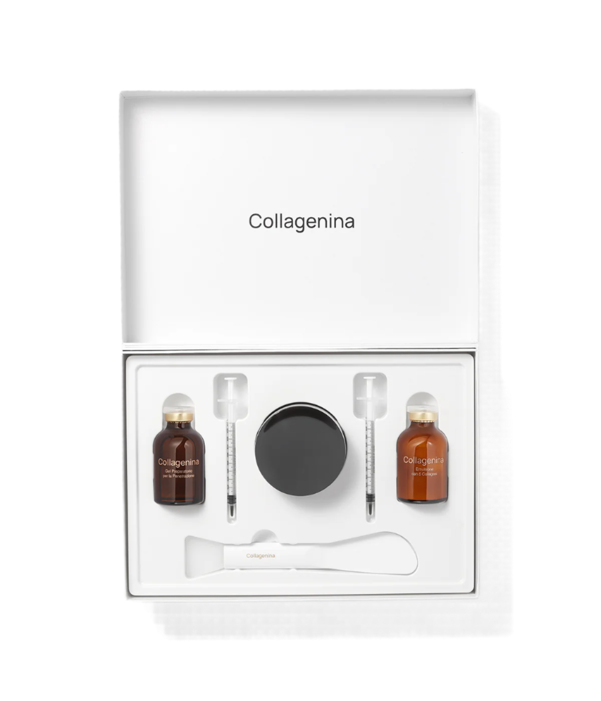 Application of Collagenina Face Pack – plumping and lifting treatment