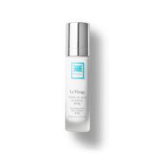 RIVOLI Day Cream application – face, neck & décolleté