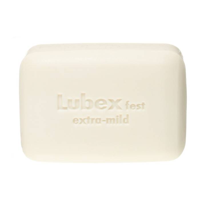 Using Lubex fest on sensitive skin – dermatological bar cleanser supporting barrier & hydration